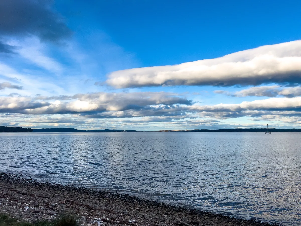 A perfect afternoon at Gordon with the shore at our feet and the big Tasmanian sky stretching out forever.