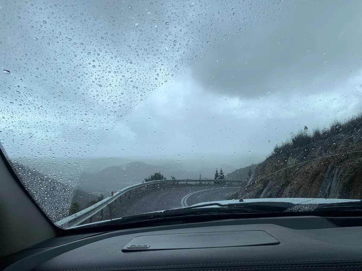Rain on the windscreen as we tackled the 100 winding curves on the road to Queenstown.