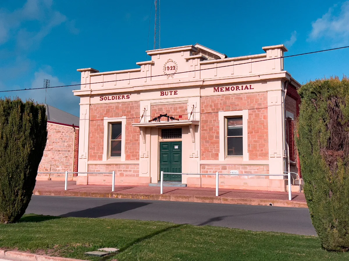 Bute's Soldiers Memorial Hall, a lasting tribute built in 1922.