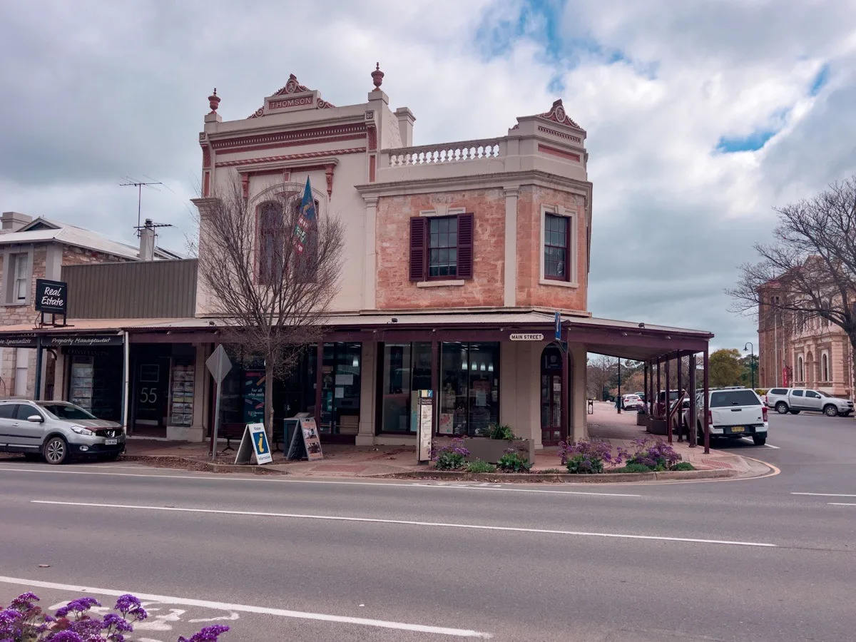 Thomson's building on Main Street, Kapunda, a fine example of Edwardian architecture.