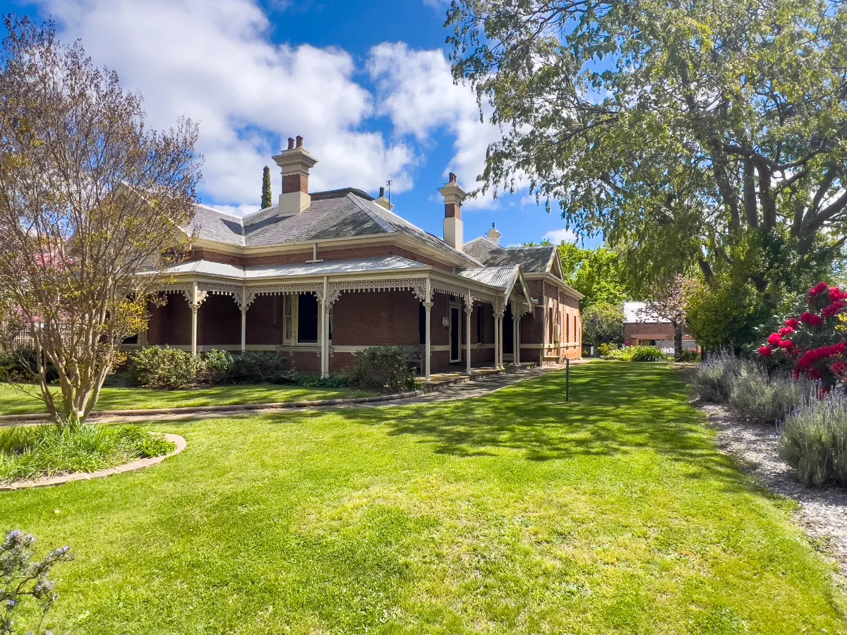 Another beautiful example of the historic homes that grace the streets of Orange.