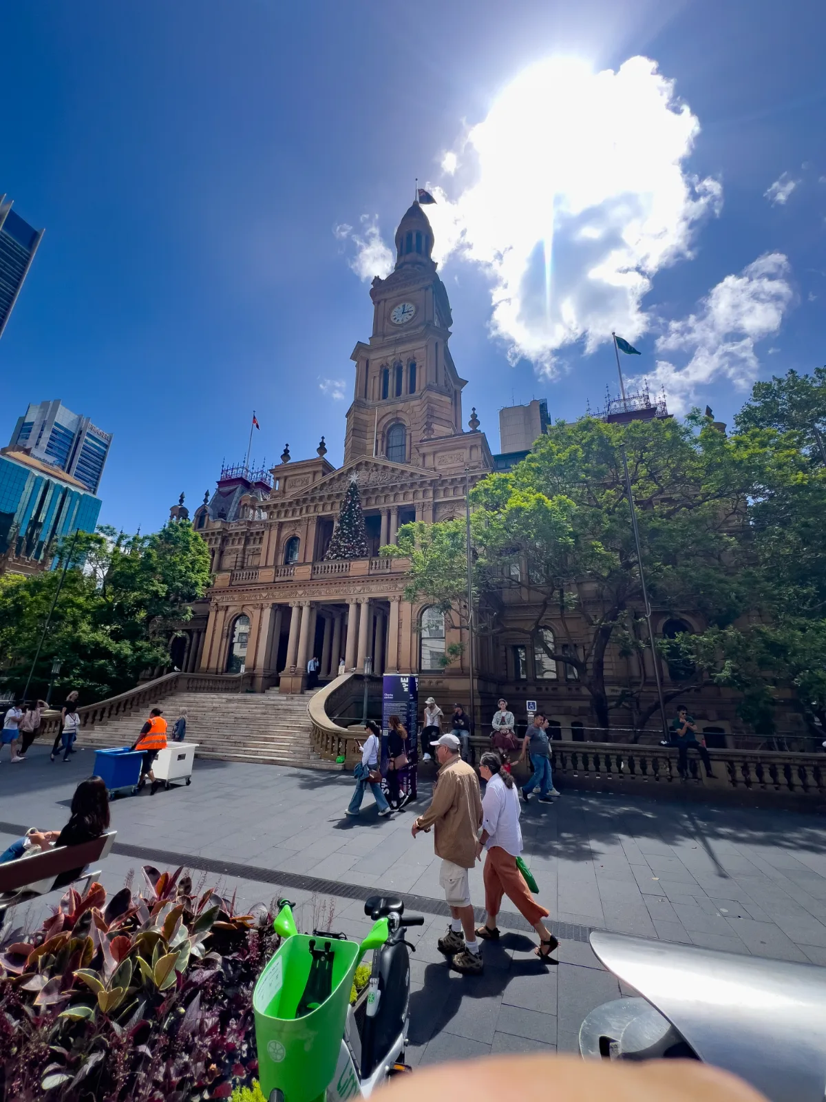 Sydney Town Hall: A majestic building with a blue sky as a backdrop.