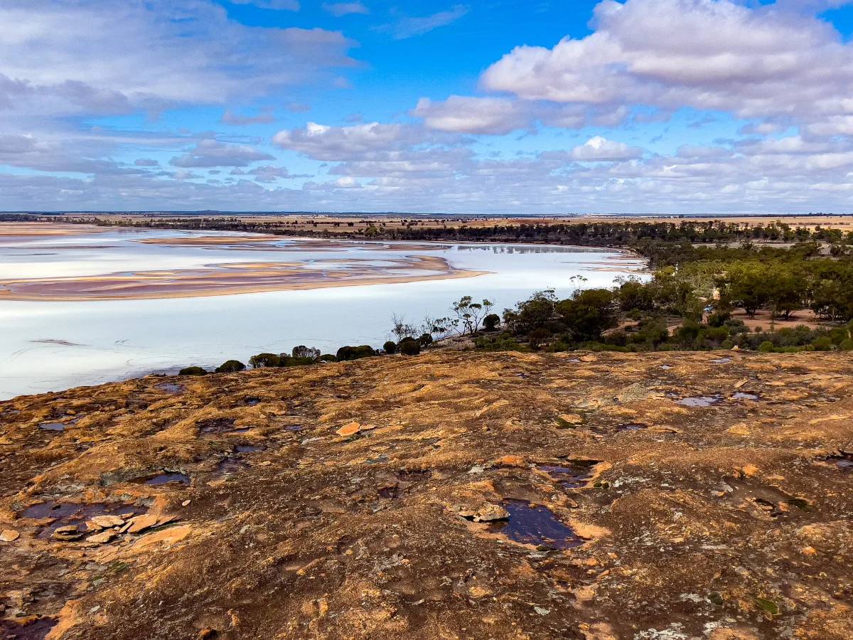 A panoramic view from the top of Eaglestone Rock showcases the vastness of the surrounding landscape.